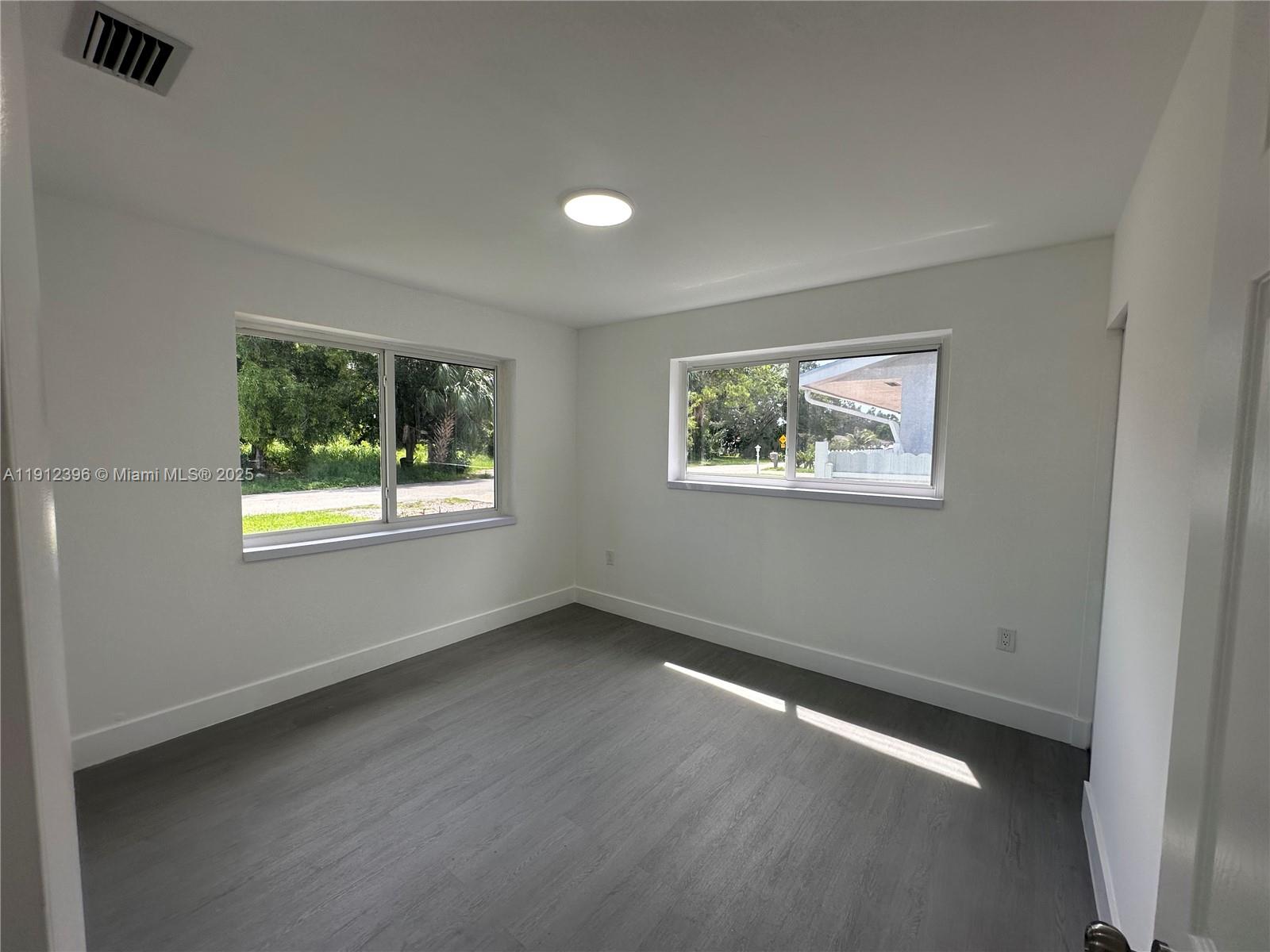 HI-PINE HOMESITES - Residential