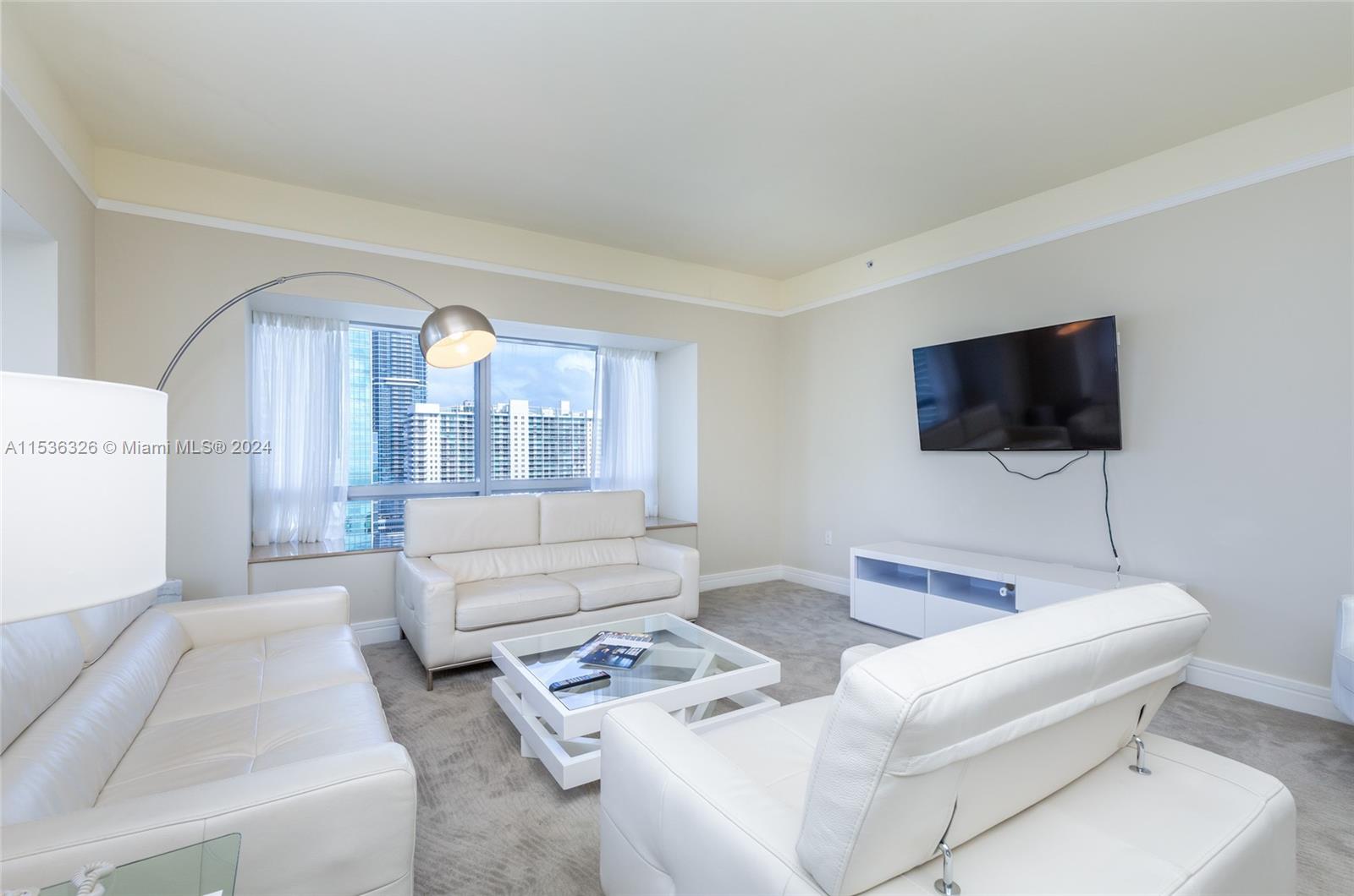 1435 Brickell Ave 3112