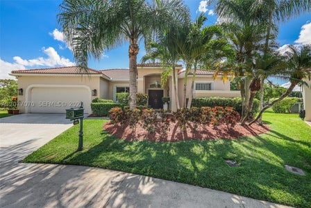 1928 WATER RIDGE DR — listing photo 1