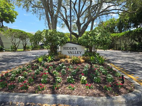 8896 SW 62nd Ter 7-G Miami FL 33173