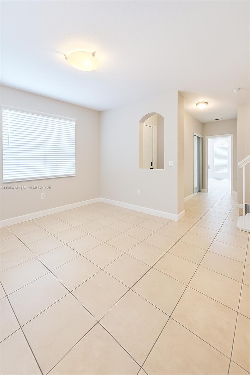 KEYS GARDEN - Residential Lease