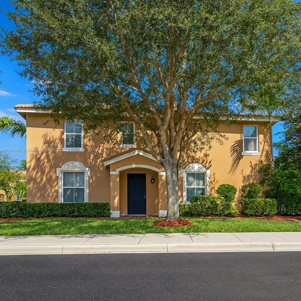 KEYS GARDEN - Residential Lease