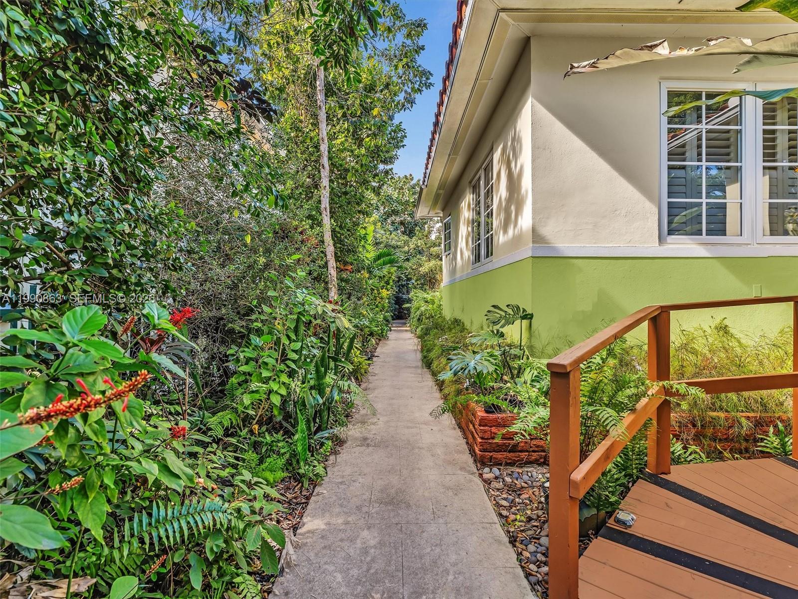 NINE TEN CONDO - Residential