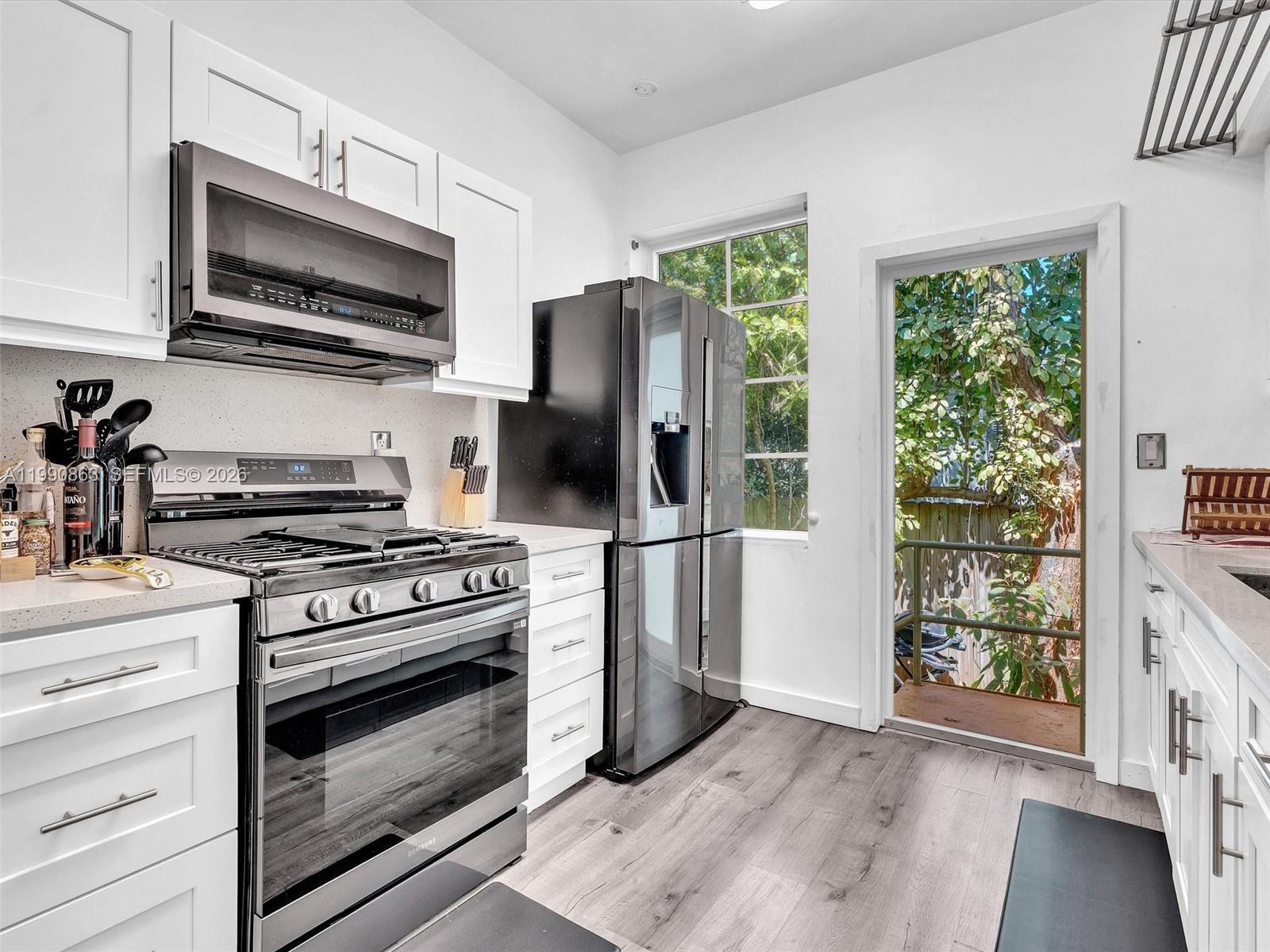 NINE TEN CONDO - Residential