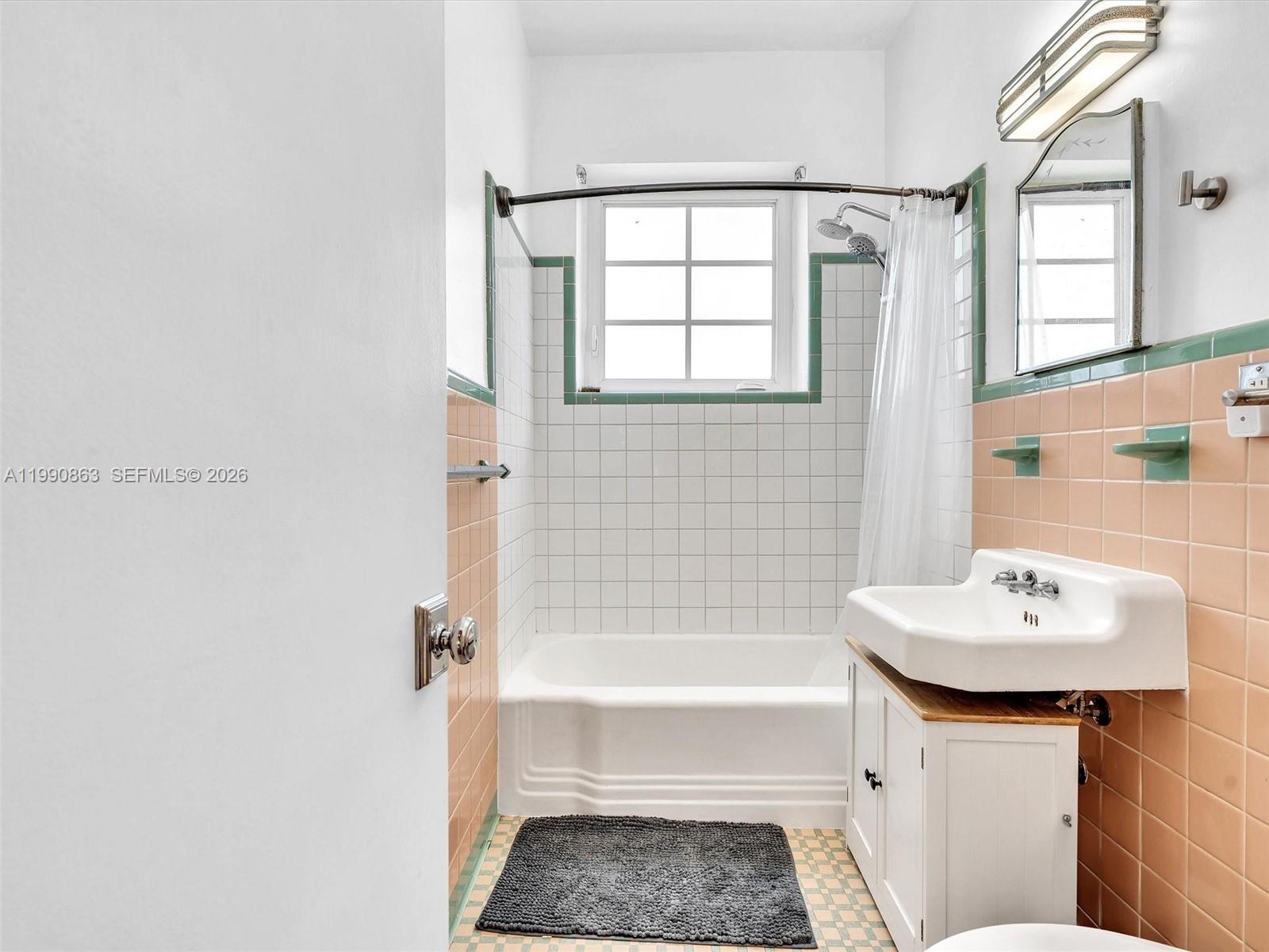 NINE TEN CONDO - Residential