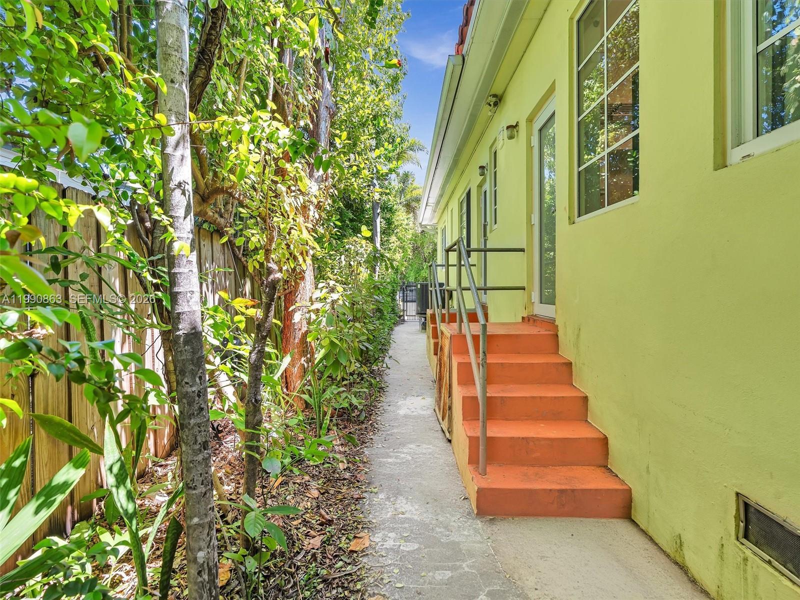 NINE TEN CONDO - Residential