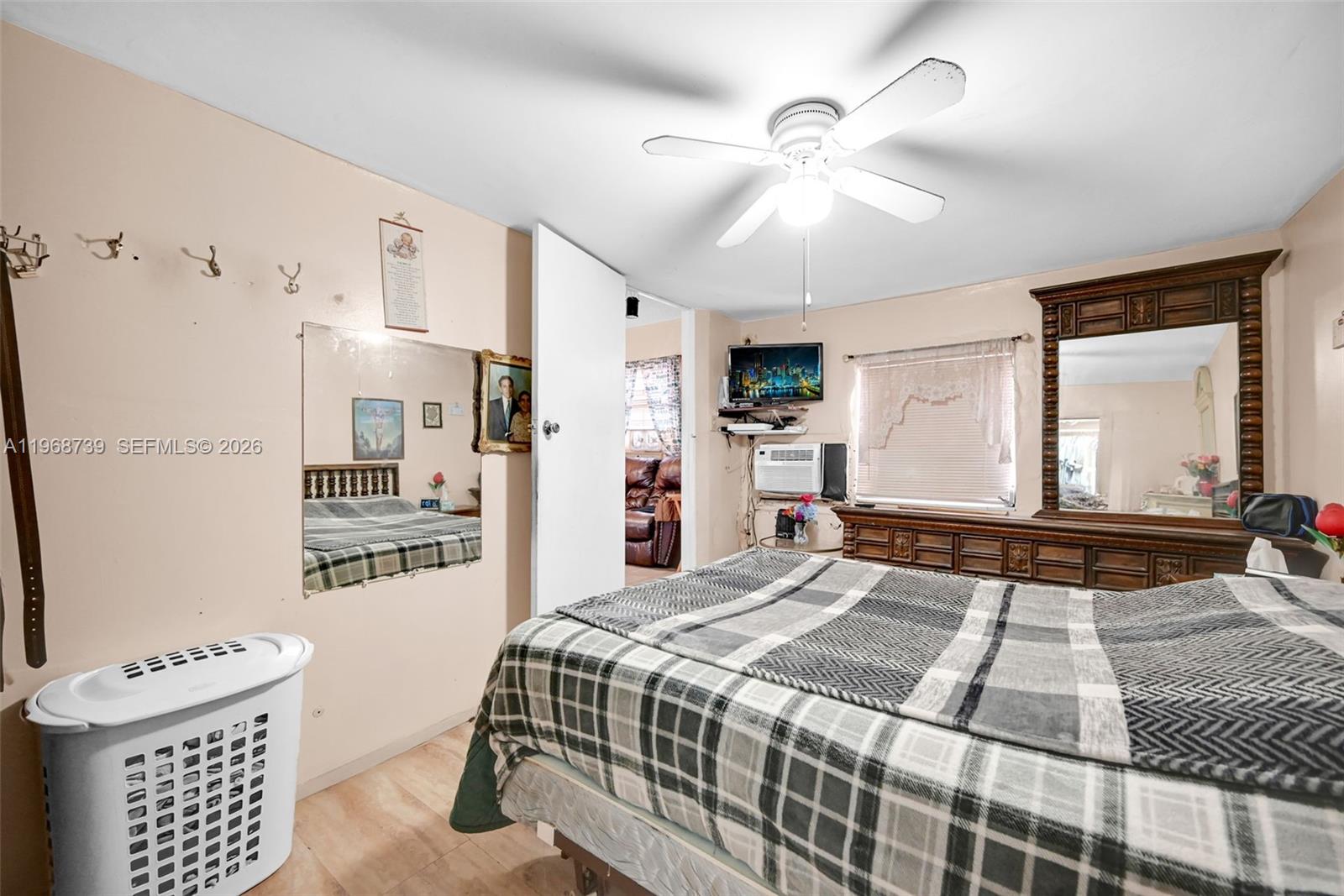 RIVERSIDE FARMS - Residential Income