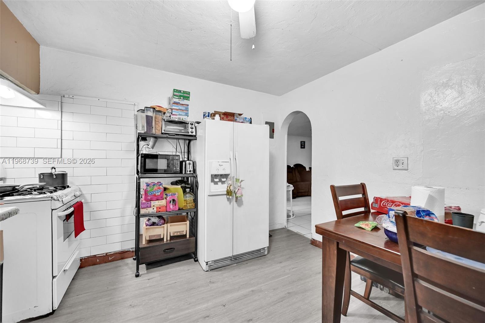 RIVERSIDE FARMS - Residential Income