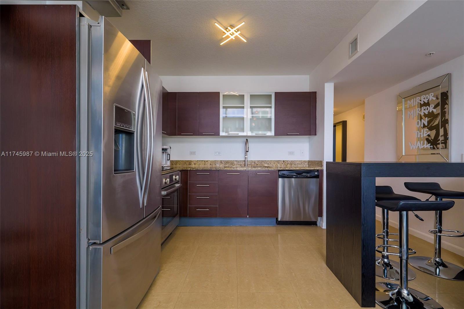 41 SE 5th St 2011