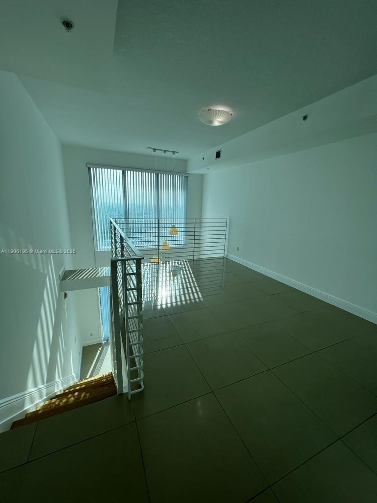 INFINITY AT BRICKELL COND - Residential Lease