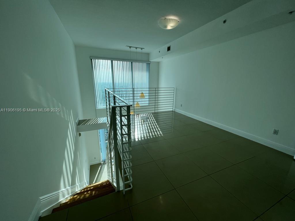 INFINITY AT BRICKELL COND - Residential Lease