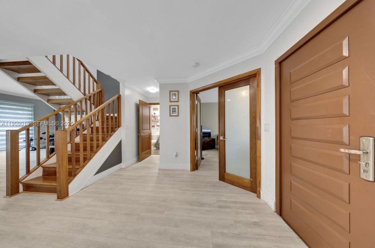 DORAL WOODS - Residential