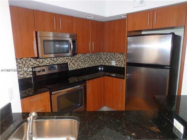 3300 N Pinewalk Dr N 1928