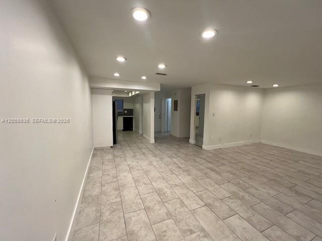 SEVILLE TOWNHOUSES CONDO - Residential