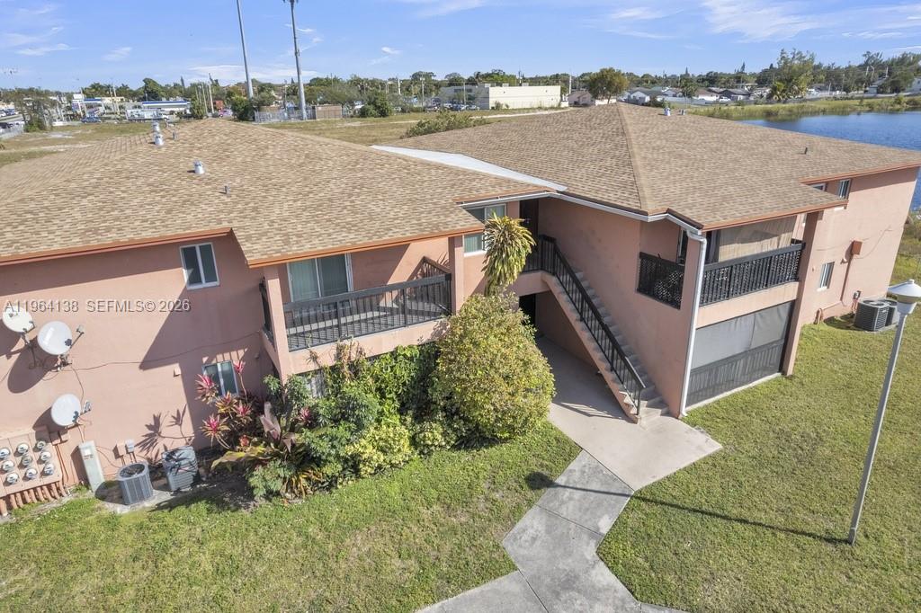 LAKEVIEW ESTATES CONDO - Residential