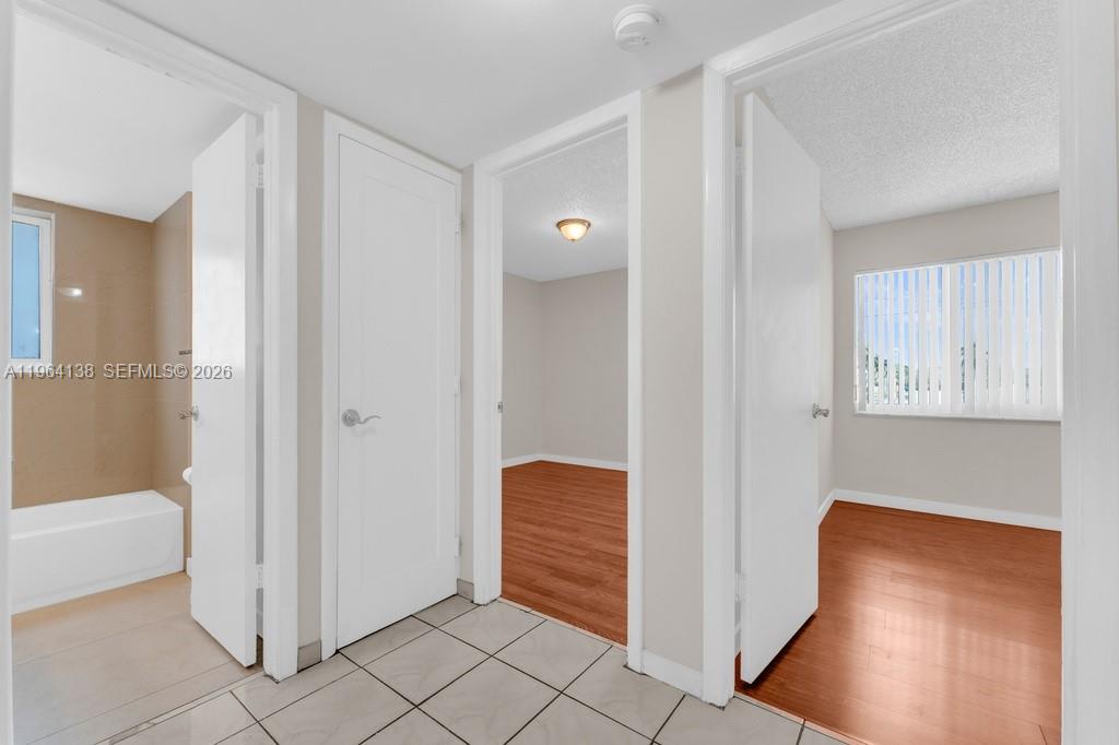 LAKEVIEW ESTATES CONDO - Residential