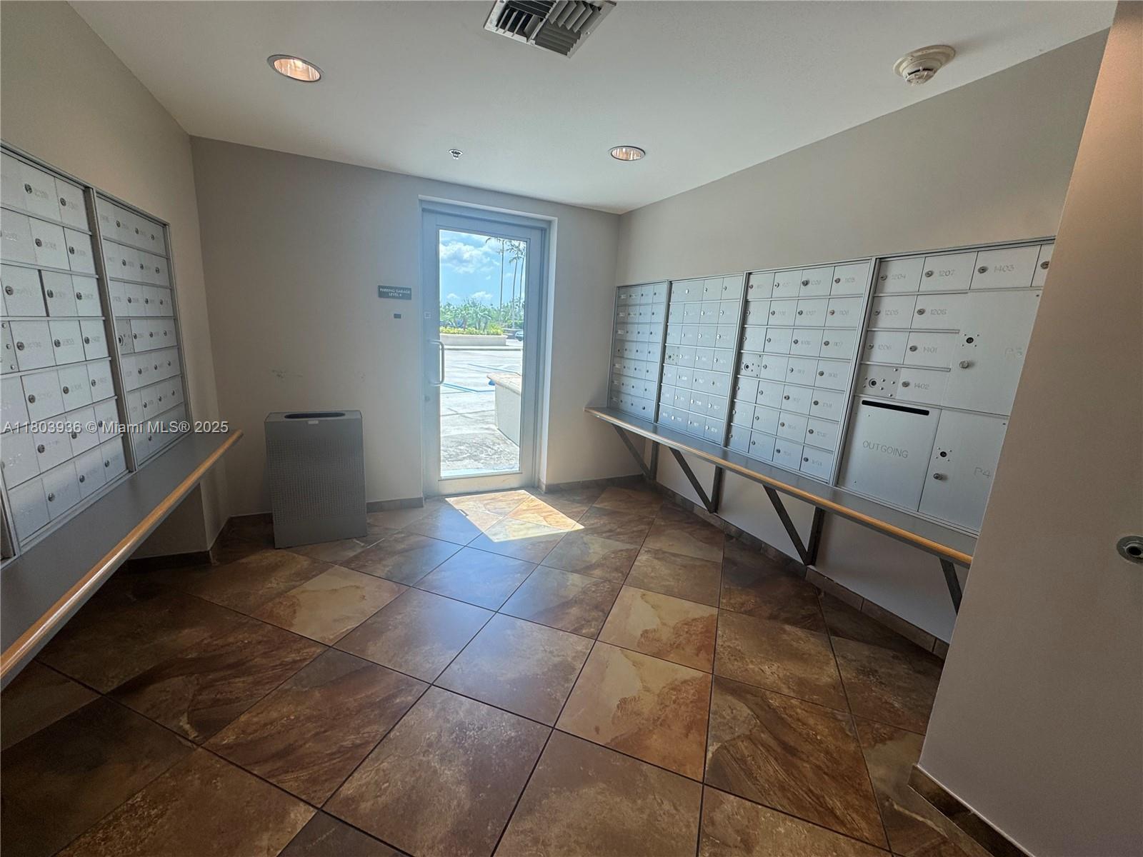 TAO SAWGRASS CONDOMINIUM - Residential