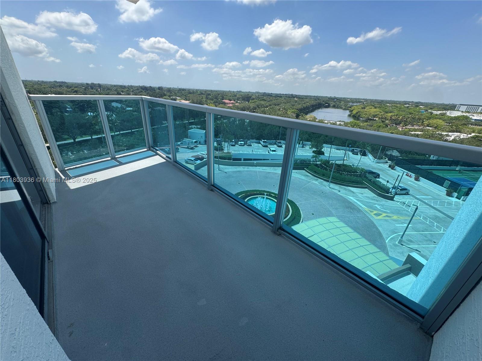 TAO SAWGRASS CONDOMINIUM - Residential