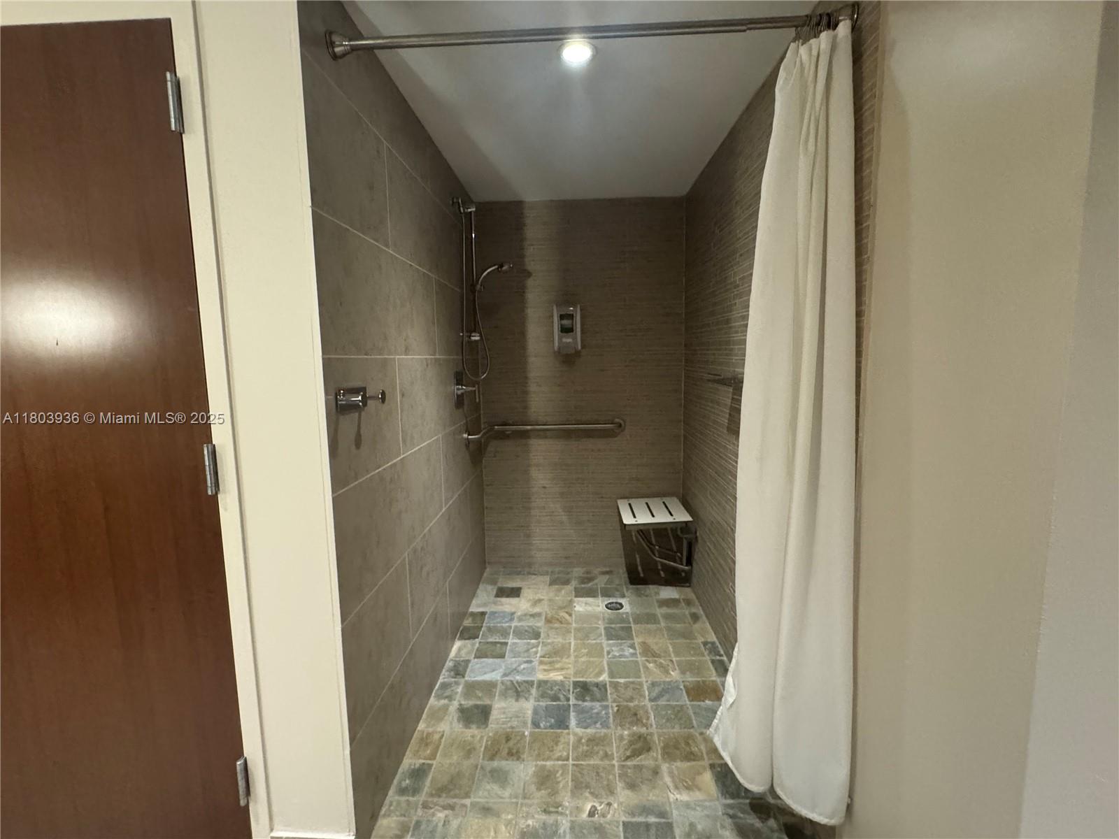 TAO SAWGRASS CONDOMINIUM - Residential