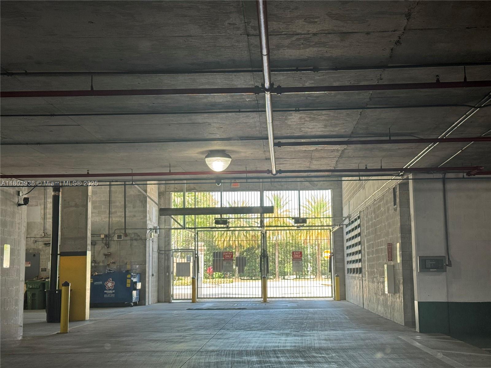 TAO SAWGRASS CONDOMINIUM - Residential