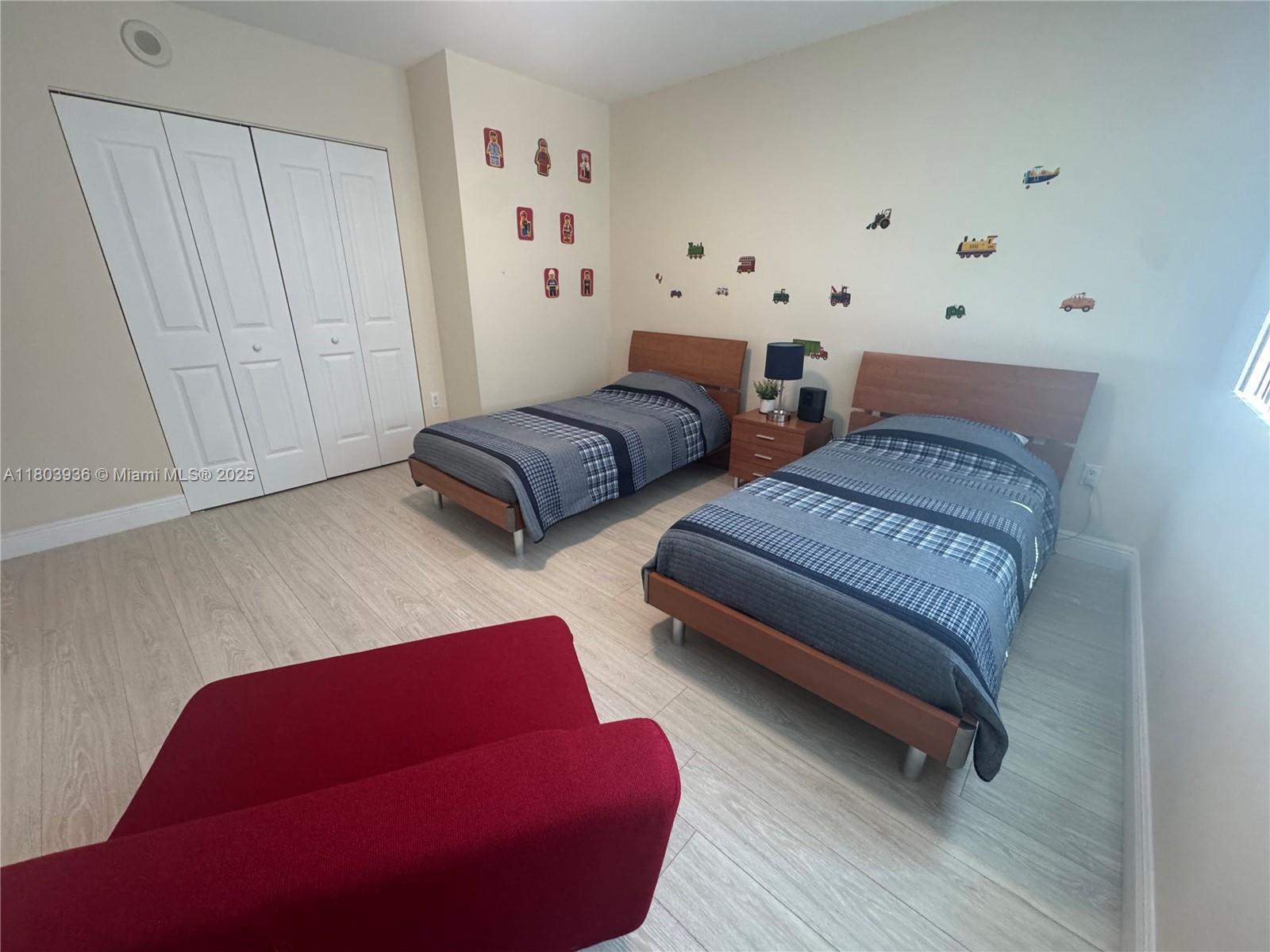 TAO SAWGRASS CONDOMINIUM - Residential