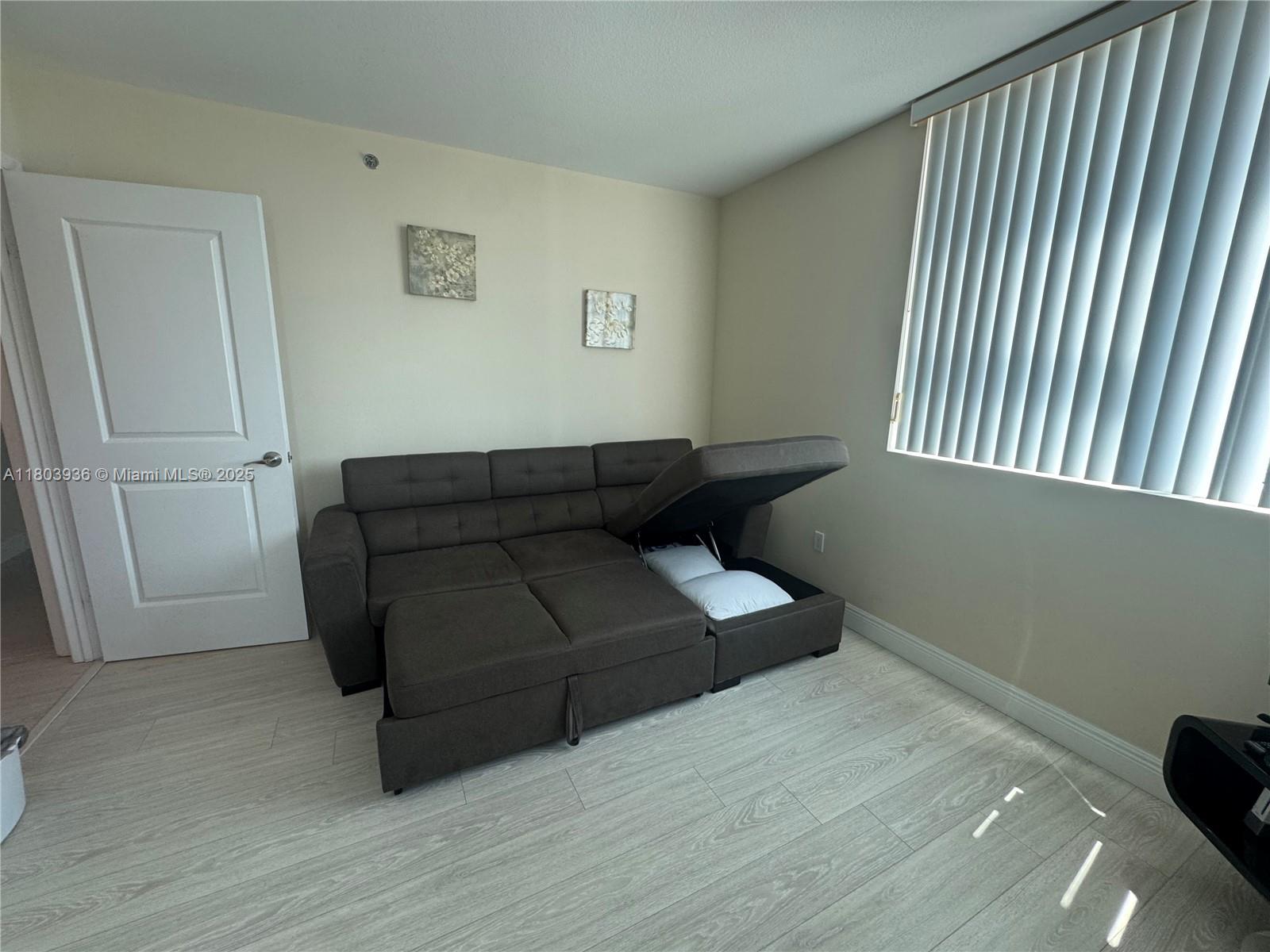 TAO SAWGRASS CONDOMINIUM - Residential