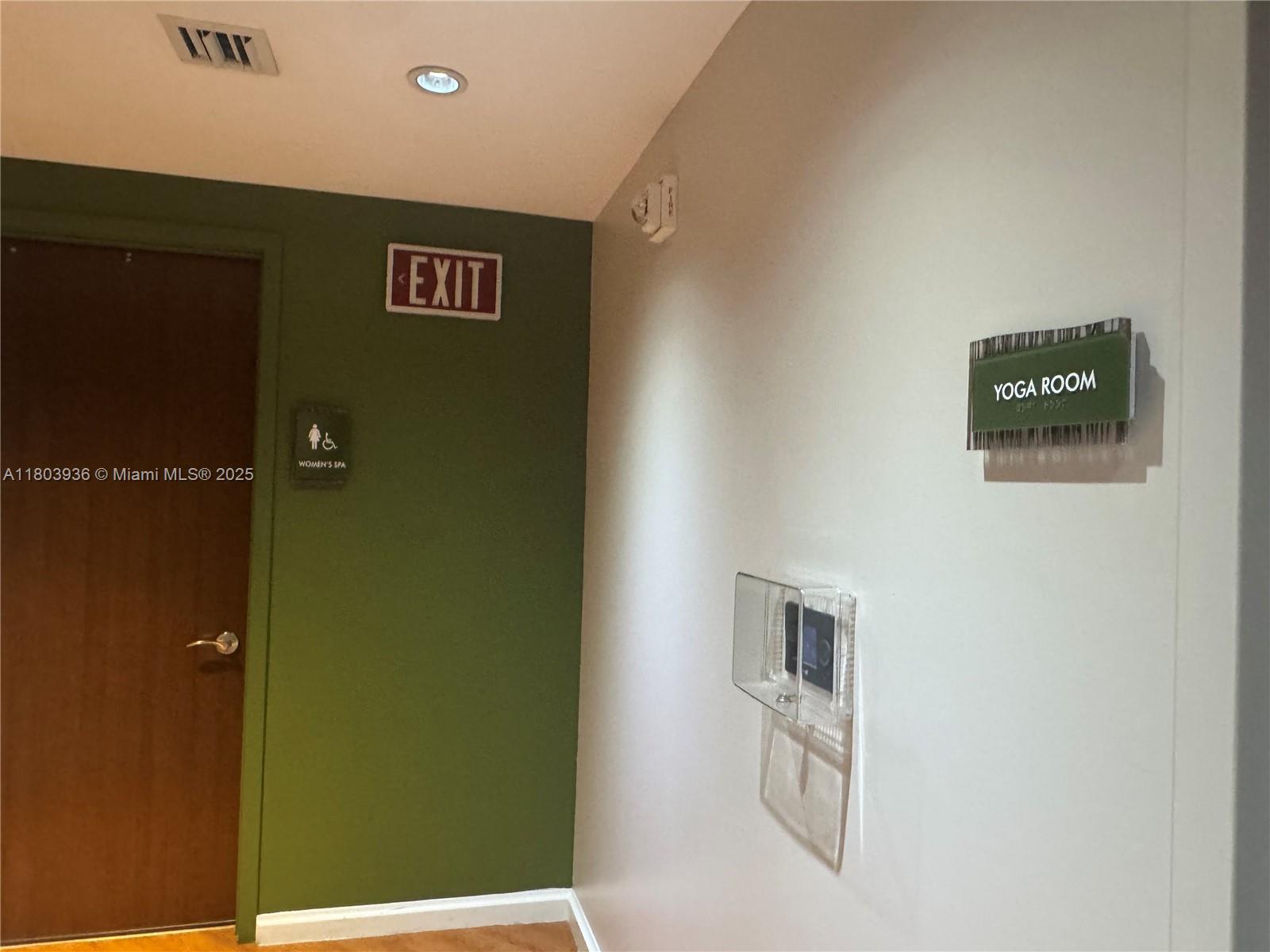 TAO SAWGRASS CONDOMINIUM - Residential