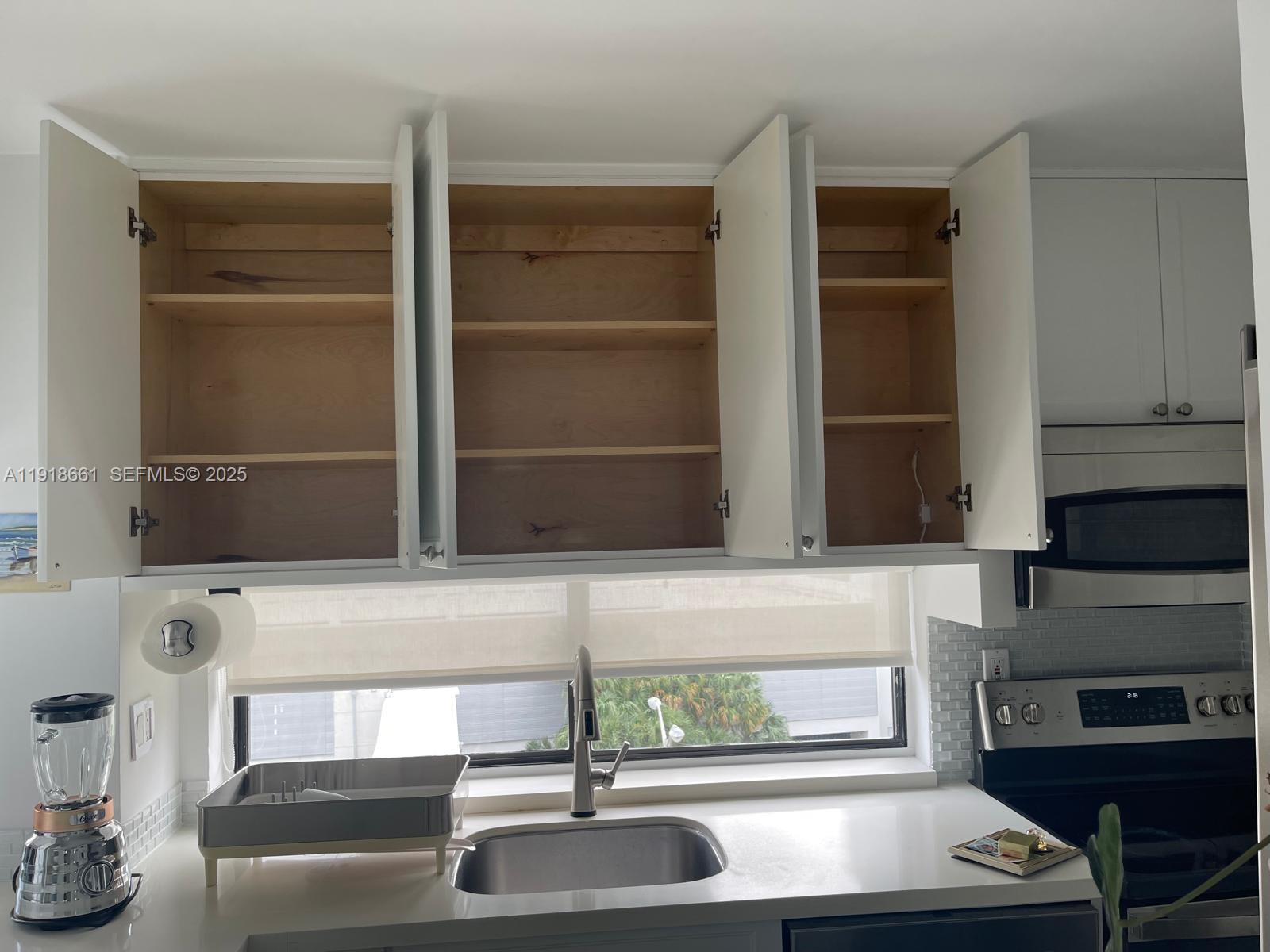 PLAZA OF AMERICAS CONDO P - Residential