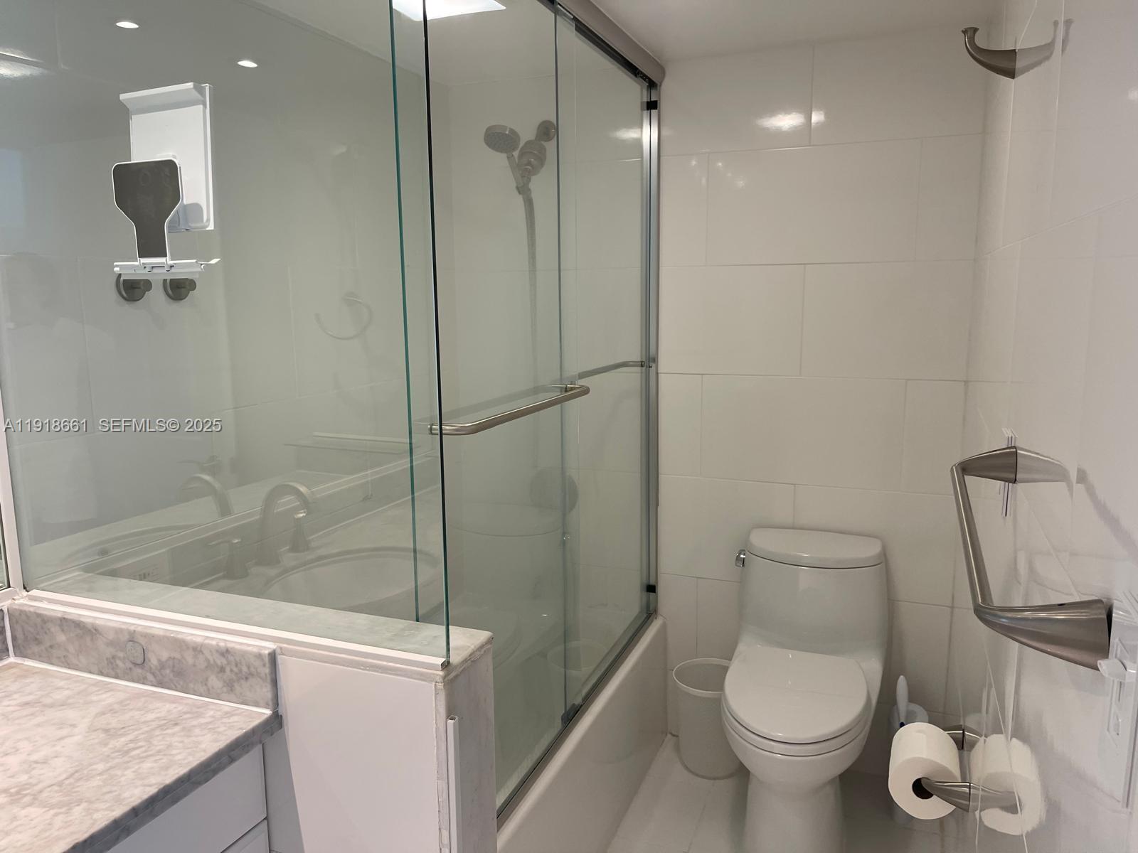 PLAZA OF AMERICAS CONDO P - Residential