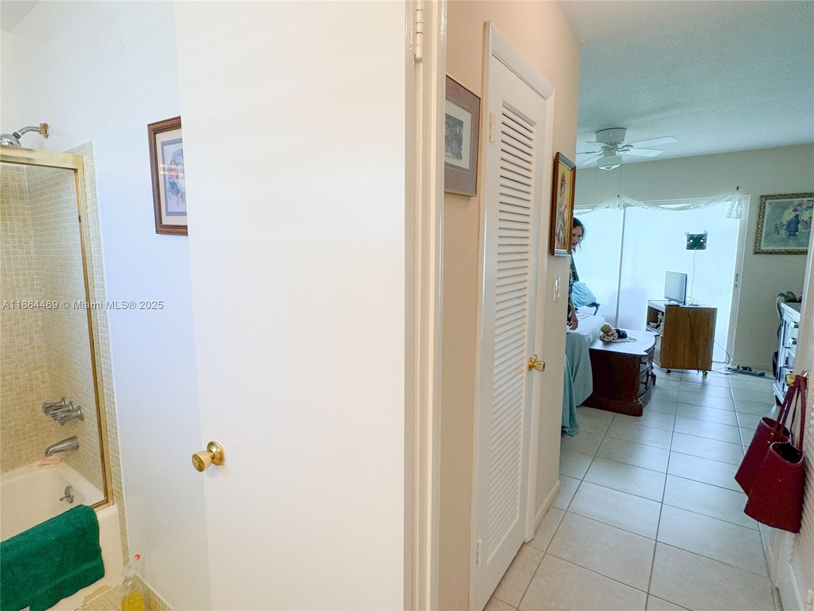 Sheridan Lakes Condo Apts - Residential