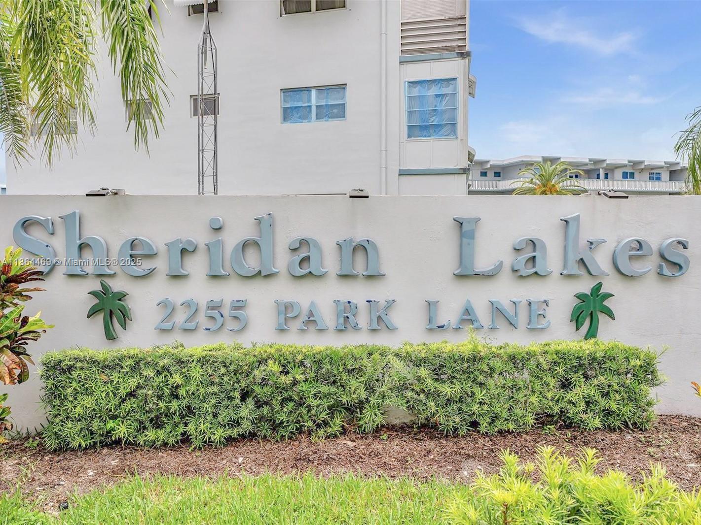 2300 Park Ln 105
