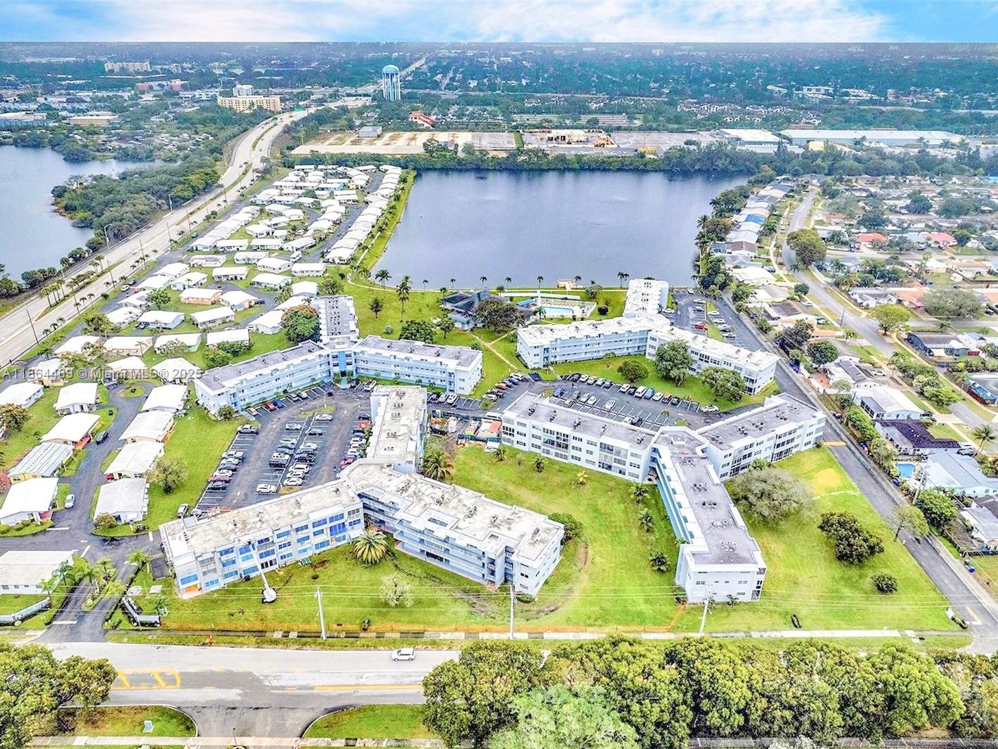 Sheridan Lakes Condo Apts - Residential