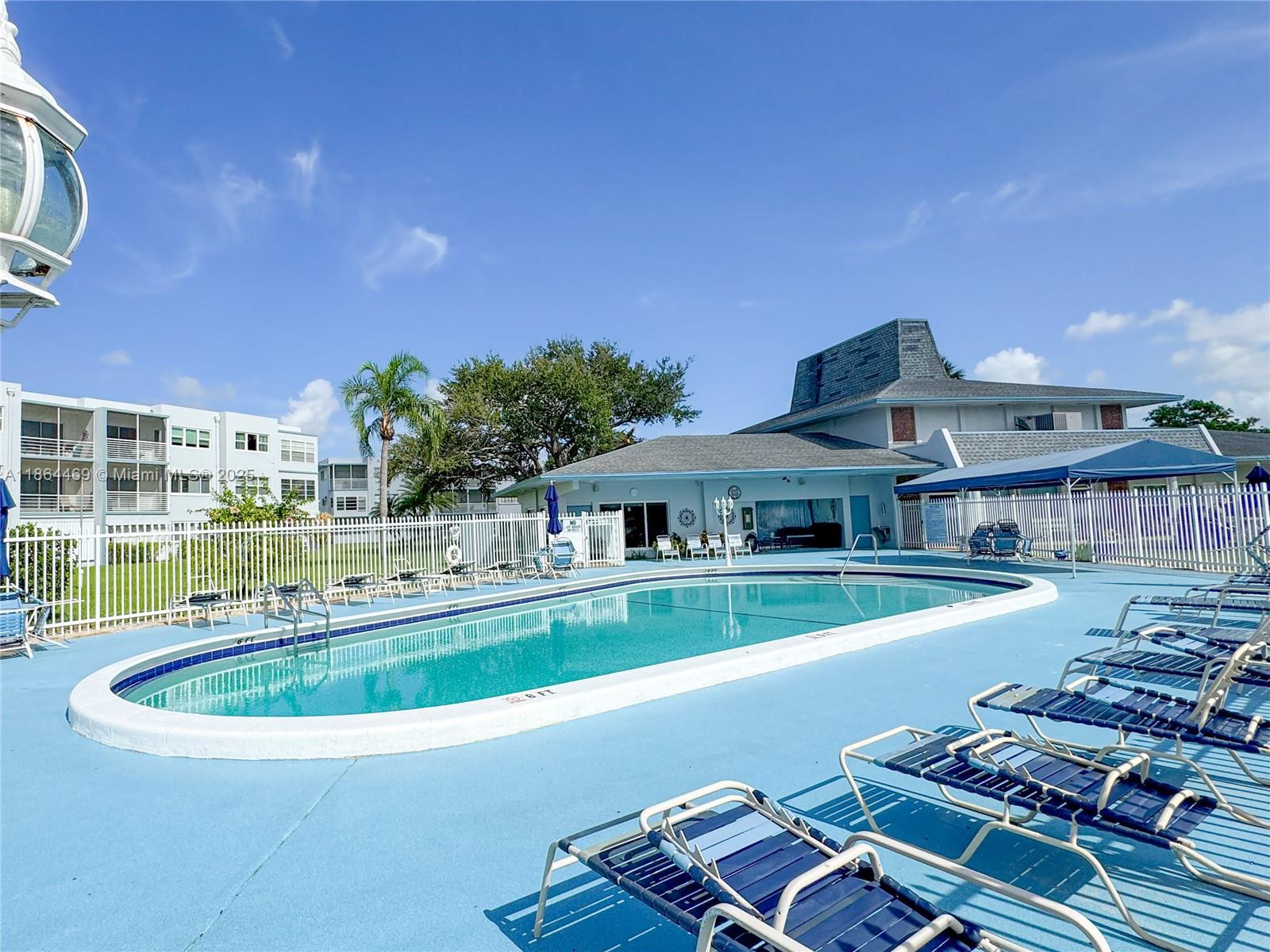Sheridan Lakes Condo Apts - Residential