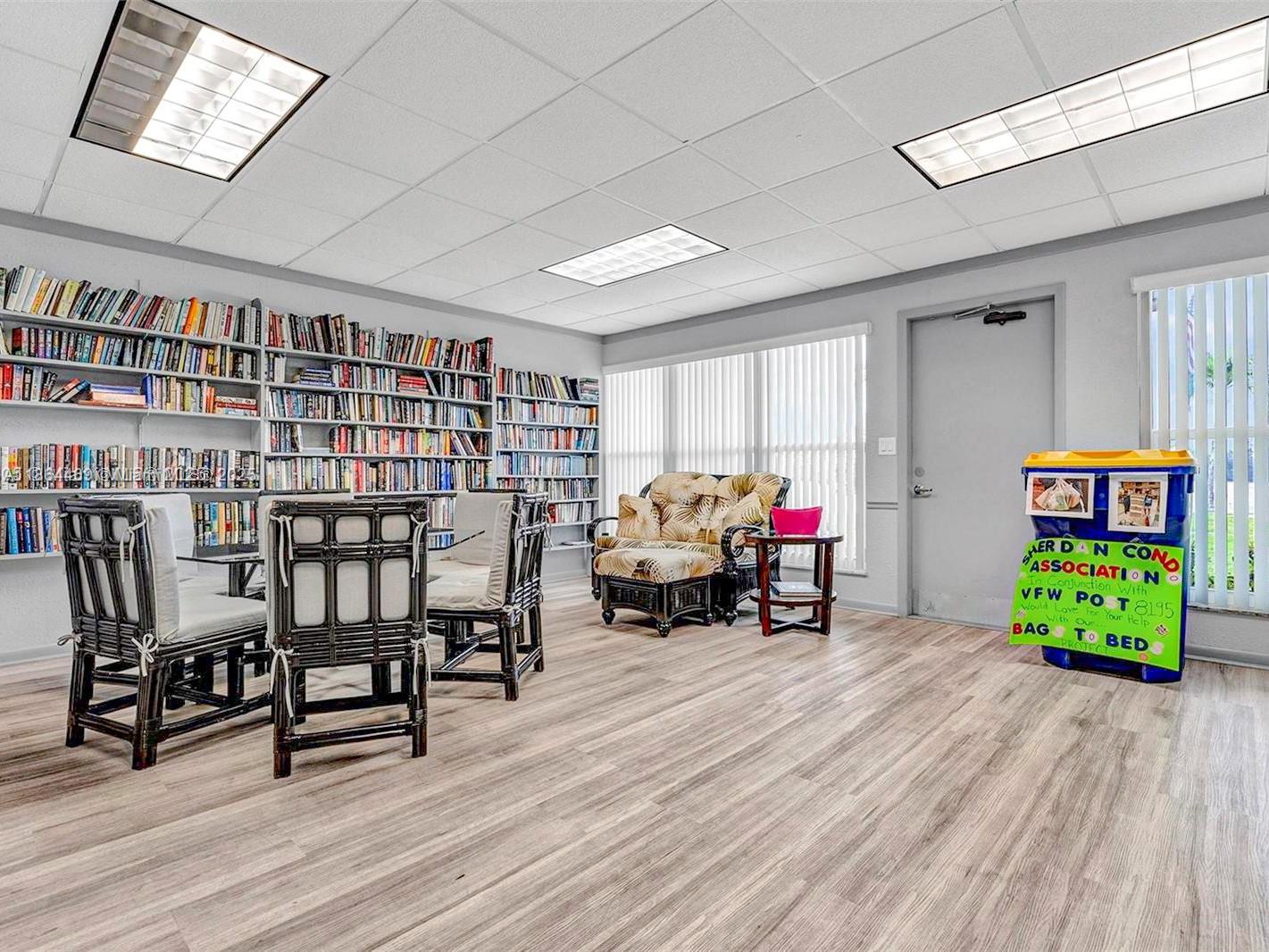 Sheridan Lakes Condo Apts - Residential