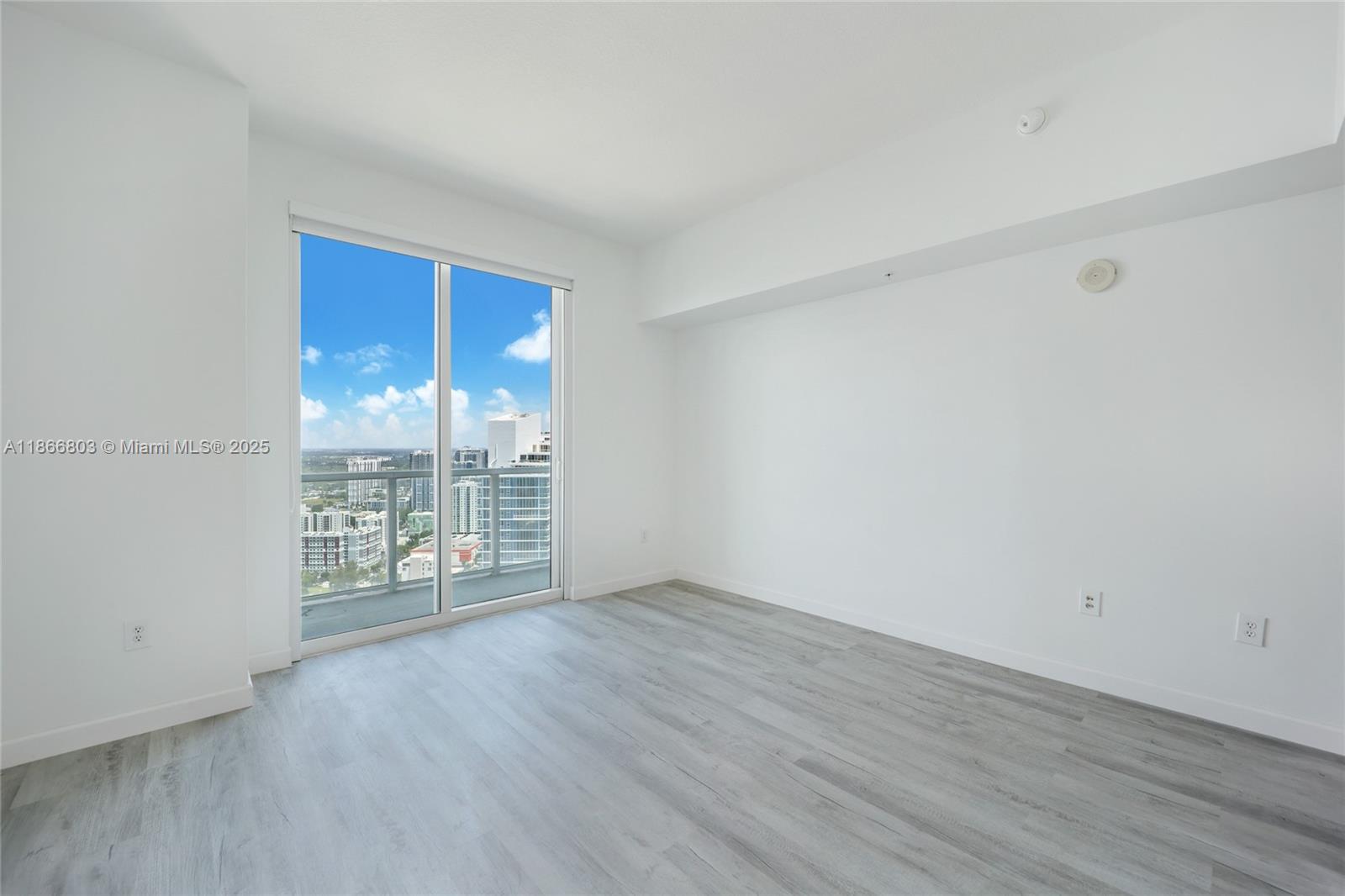 QUANTUM ON THE BAY CONDO - Residential Lease
