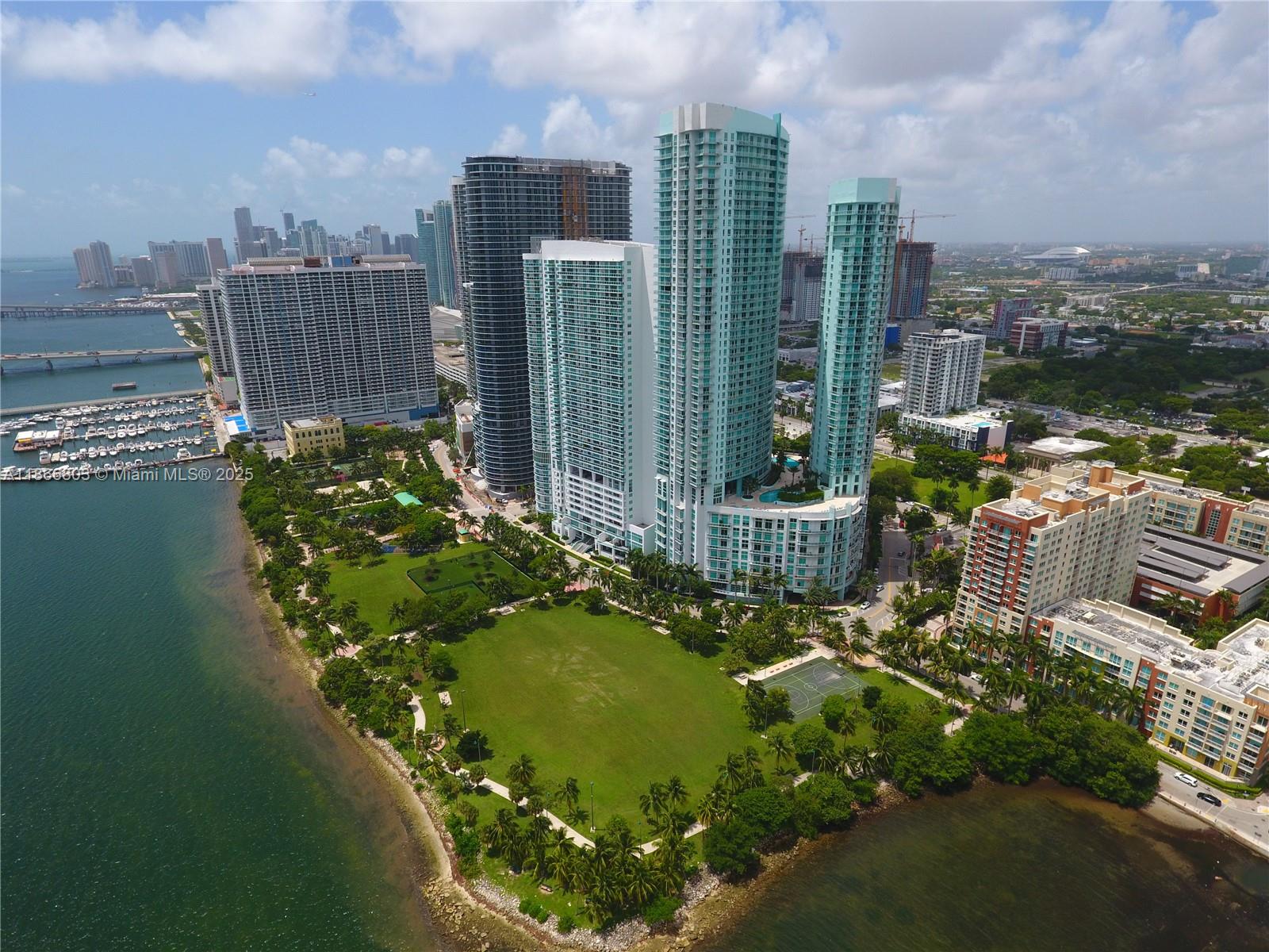Amazing waterfront unit with 3 bedrooms/ baths 2/1 Spectacular Bay and city views from the 41st floors. Huge master bedroom with walk in closet, European cabinetry, stainless steel appliances unit features. Great amenities in the building: 2 swimming pools, movie rooms, gym, community room, convenient store. Building is located by the bay in front of the MARGARET Park, walking distance from FTX ARENA, RESTAURANTS, MARINA, VENETIAN CAUSEWAY BRIDGE, GROCERIES STORE, BAYSIDE, BANKS, 15 MINTS FROM THE AIRPORT, About 10 MINTS TO THE BEACH, close to Wynwood, Miami Design District, Miami Downtown, Brickell City Center and Much more. Unit remodeled, room's floor and bathrooms, all new. Unit occupied till September 6th, 2025.