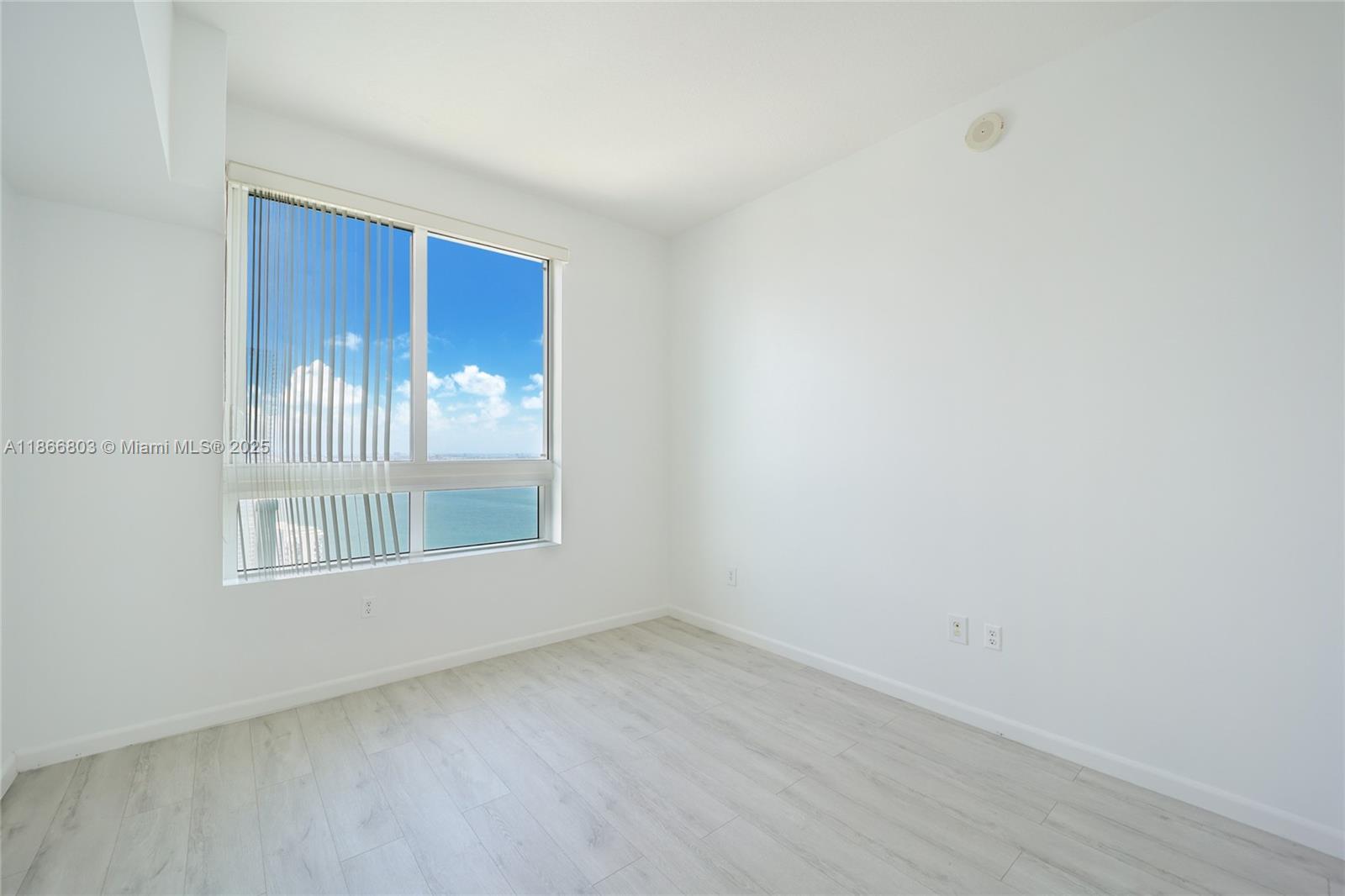 QUANTUM ON THE BAY CONDO - Residential Lease