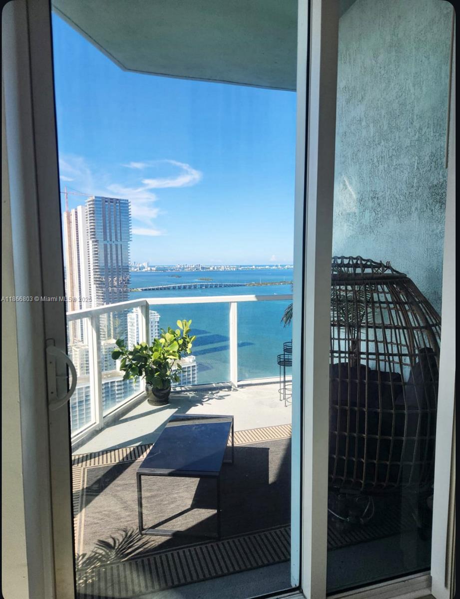 QUANTUM ON THE BAY CONDO - Residential Lease