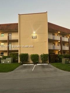 Property for Sale at 2811 N Pine Island Rd 302, Sunrise, Miami-Dade County, Florida - Bedrooms: 2 
Bathrooms: 2  - $149,000
