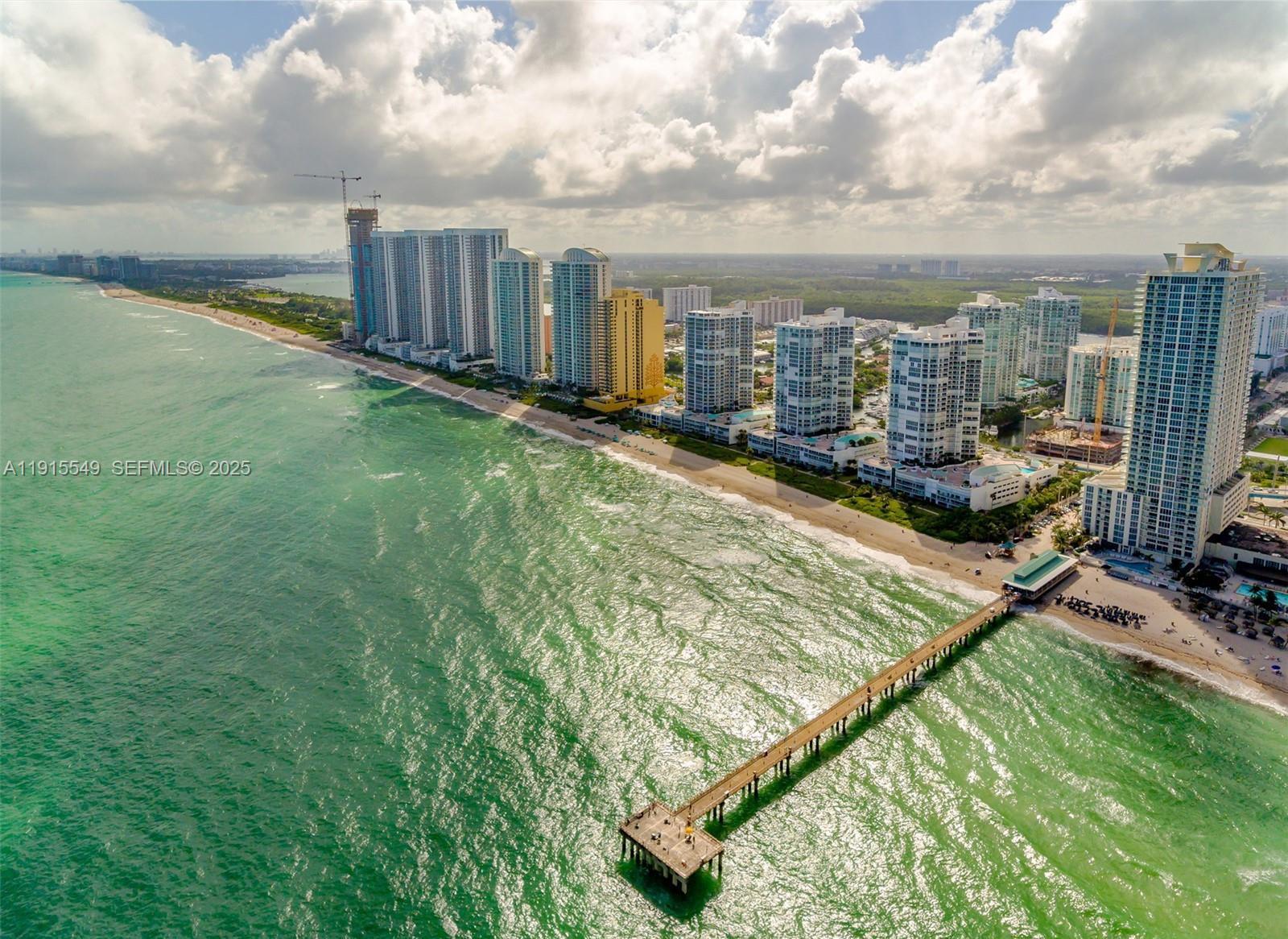 LA PERLA CONDO - Residential