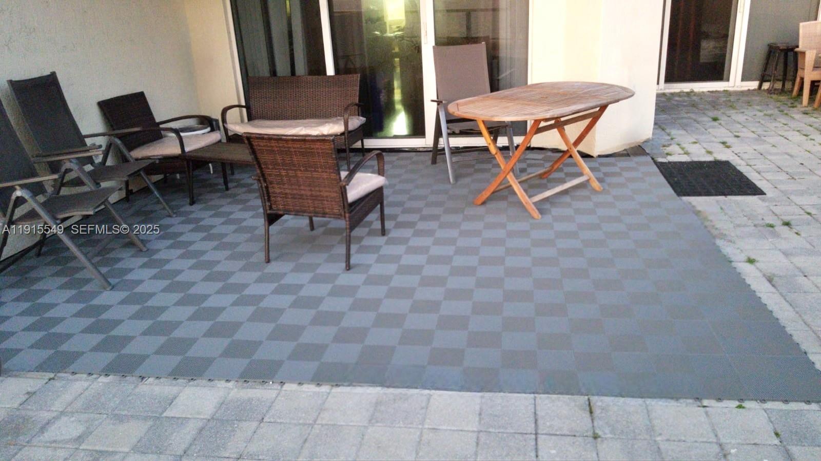 LA PERLA CONDO - Residential