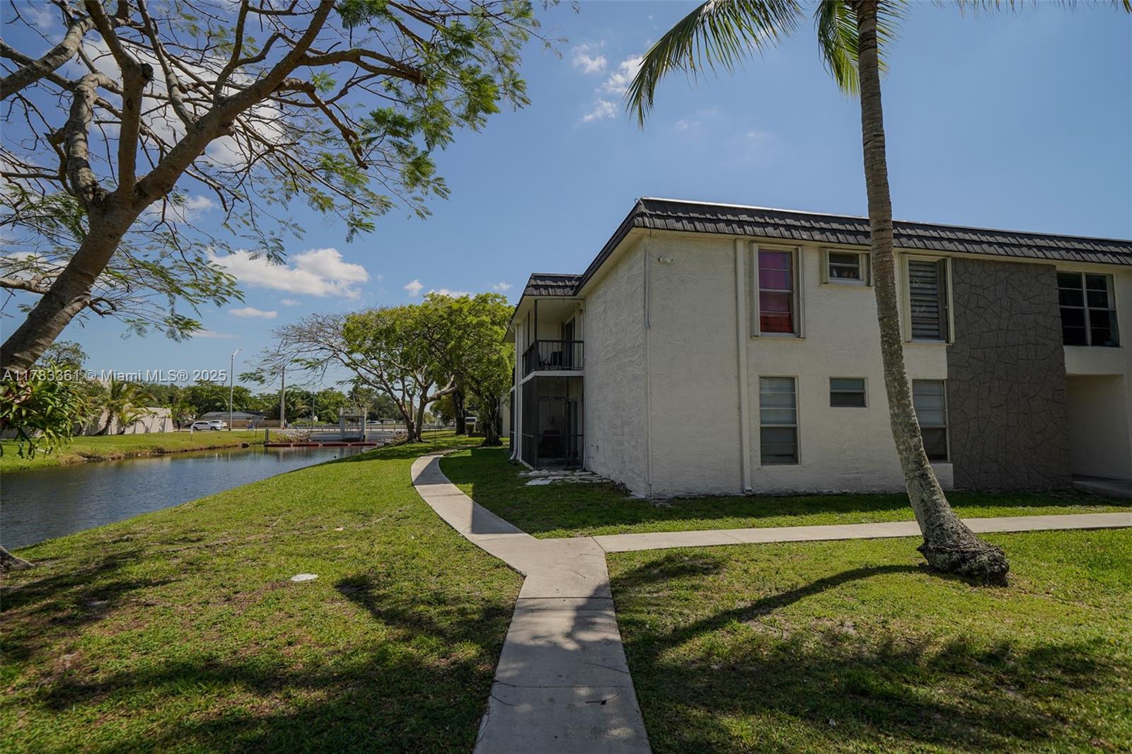 10357 N Kendall Dr DD2