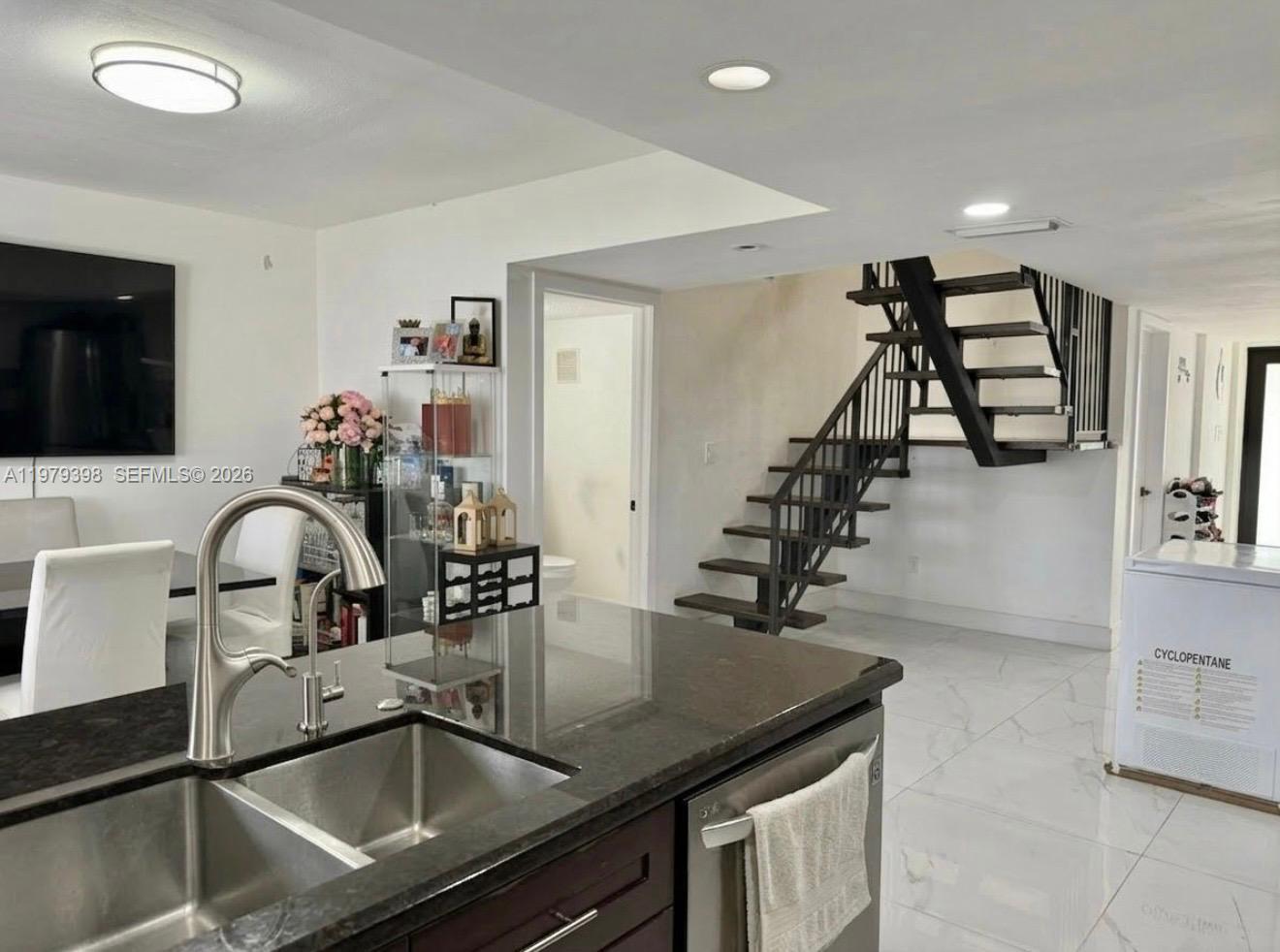 THE MIRAC SUB - Residential