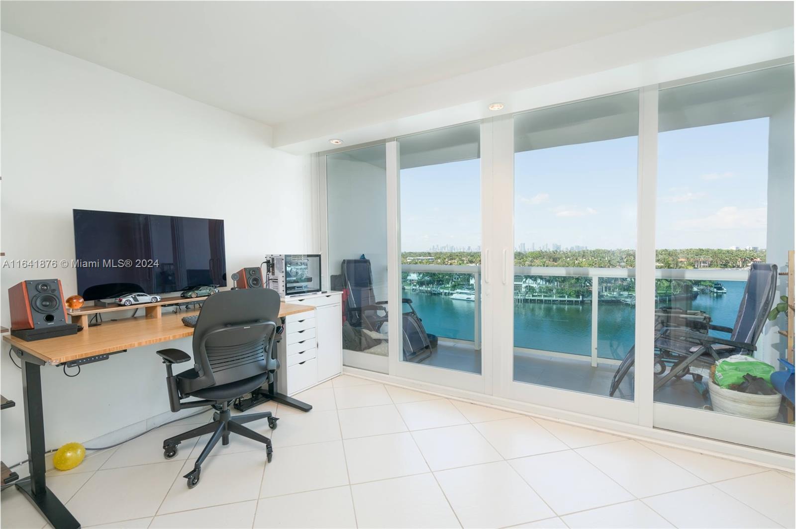 This Bayfront unit has 1 bedroom and 1.5 bathrooms. Enjoy fantastic views of the Intercoastal and the Miami skyline from your balcony. Unit includes floor to ceiling high impact windows, 1 valet parking, A/C, high-speed internet, basic cable, 24/7 lobby security, valet services, and water is included also. Best location in NOBE, close to the beach, parks, shops, restaurants, and building is pet friendly.