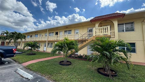 Photo of 160 NE 203rd Ter #E20, Miami Gardens, FL 33179 (MLS # A12071960)