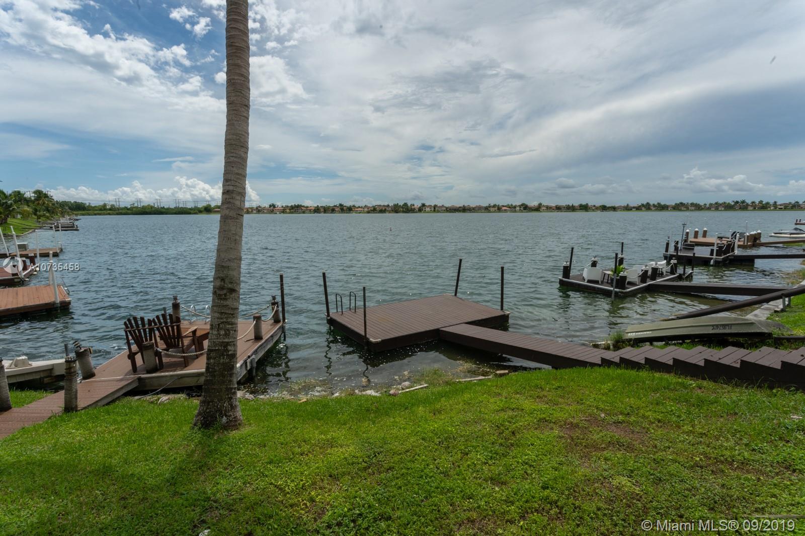 TWIN LAKE SHORES EAST - Residential Lease