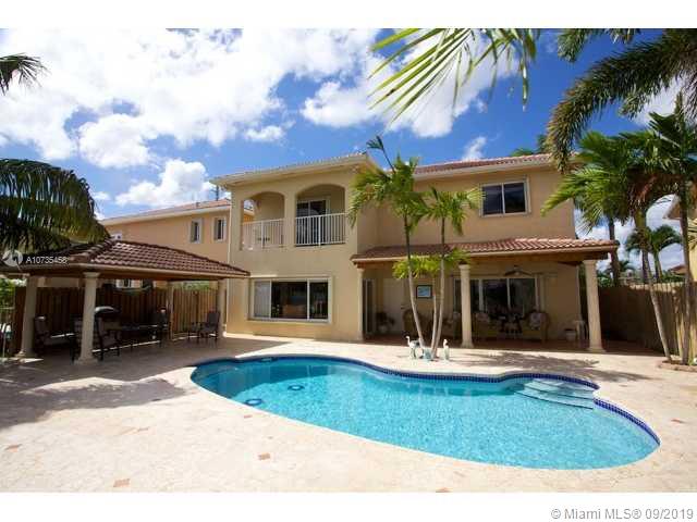 TWIN LAKE SHORES EAST - Residential Lease