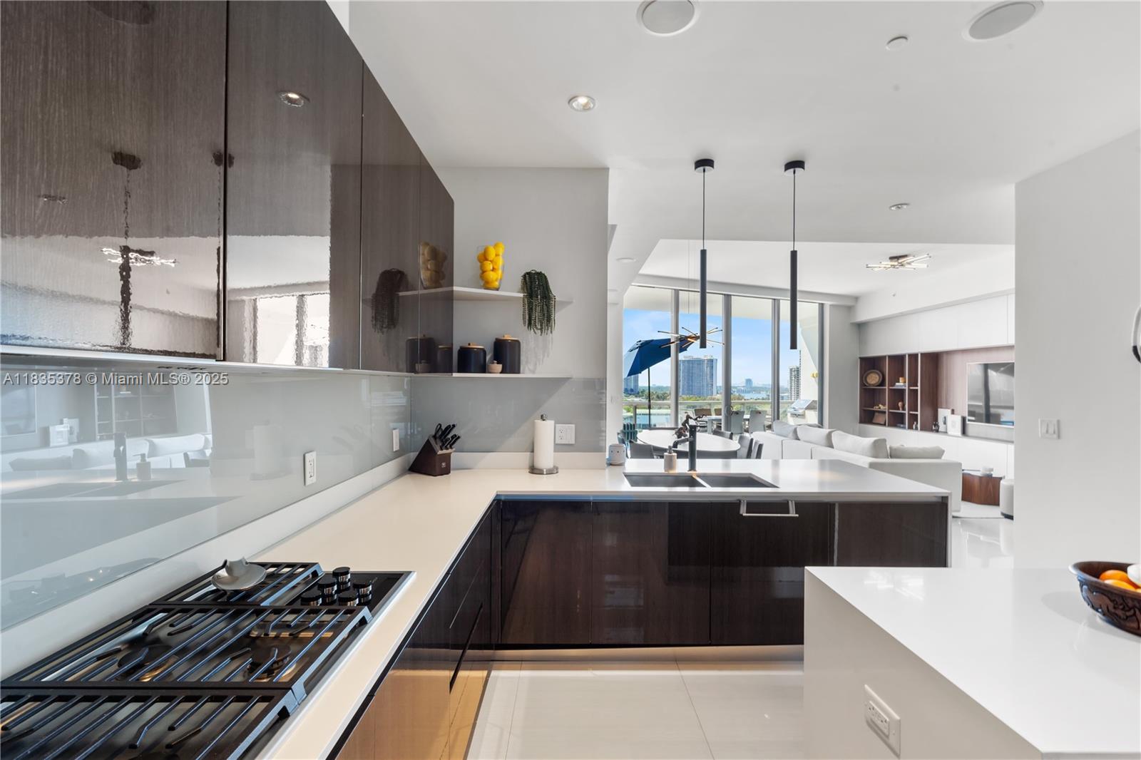 Echo Aventura - Residential