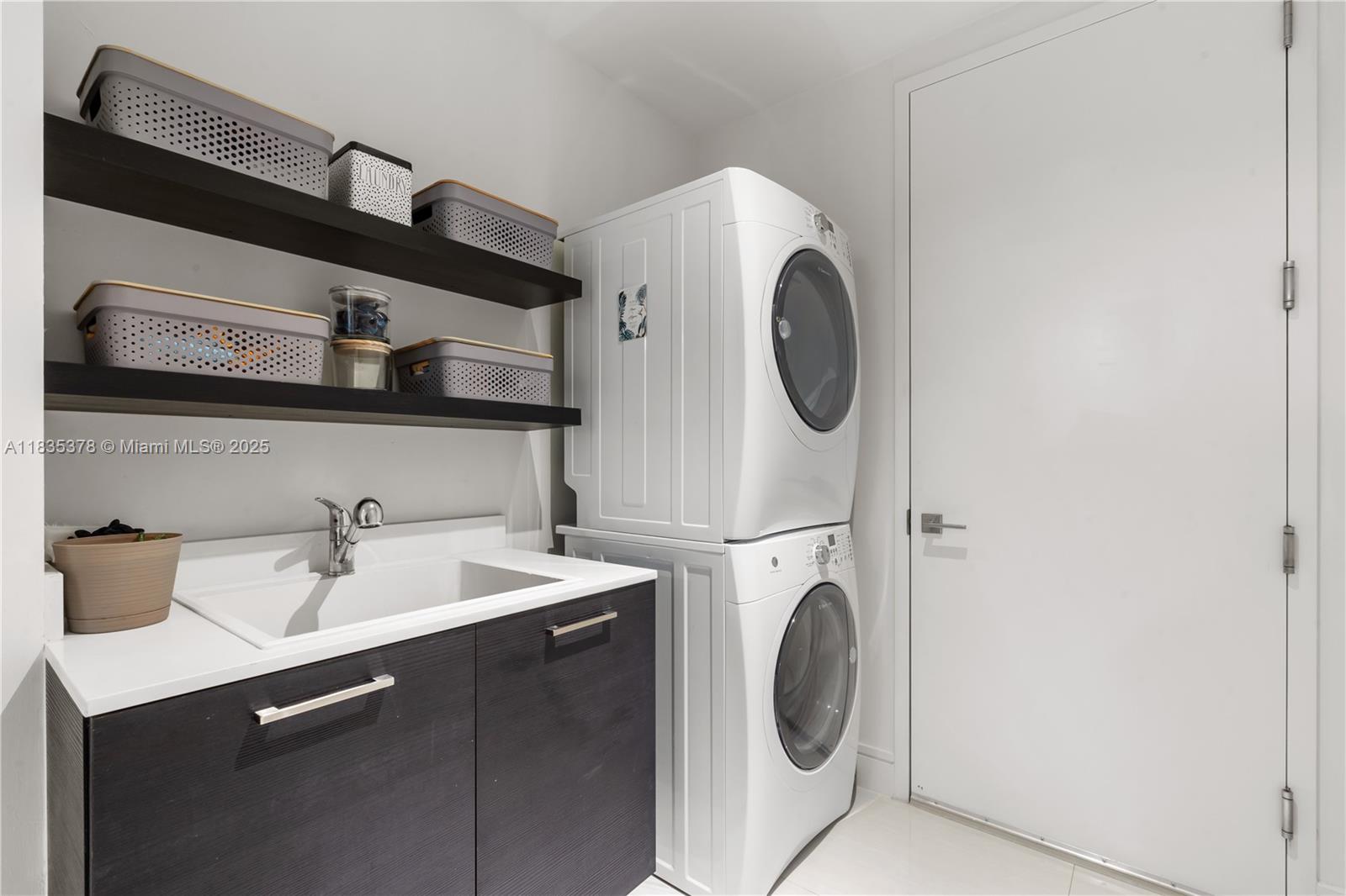 Echo Aventura - Residential