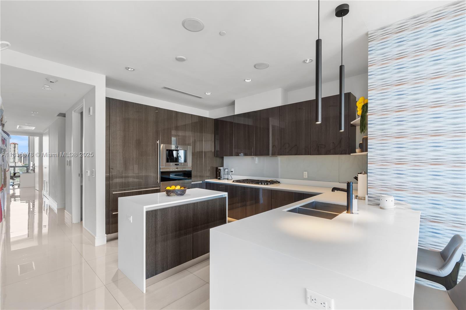 Echo Aventura - Residential